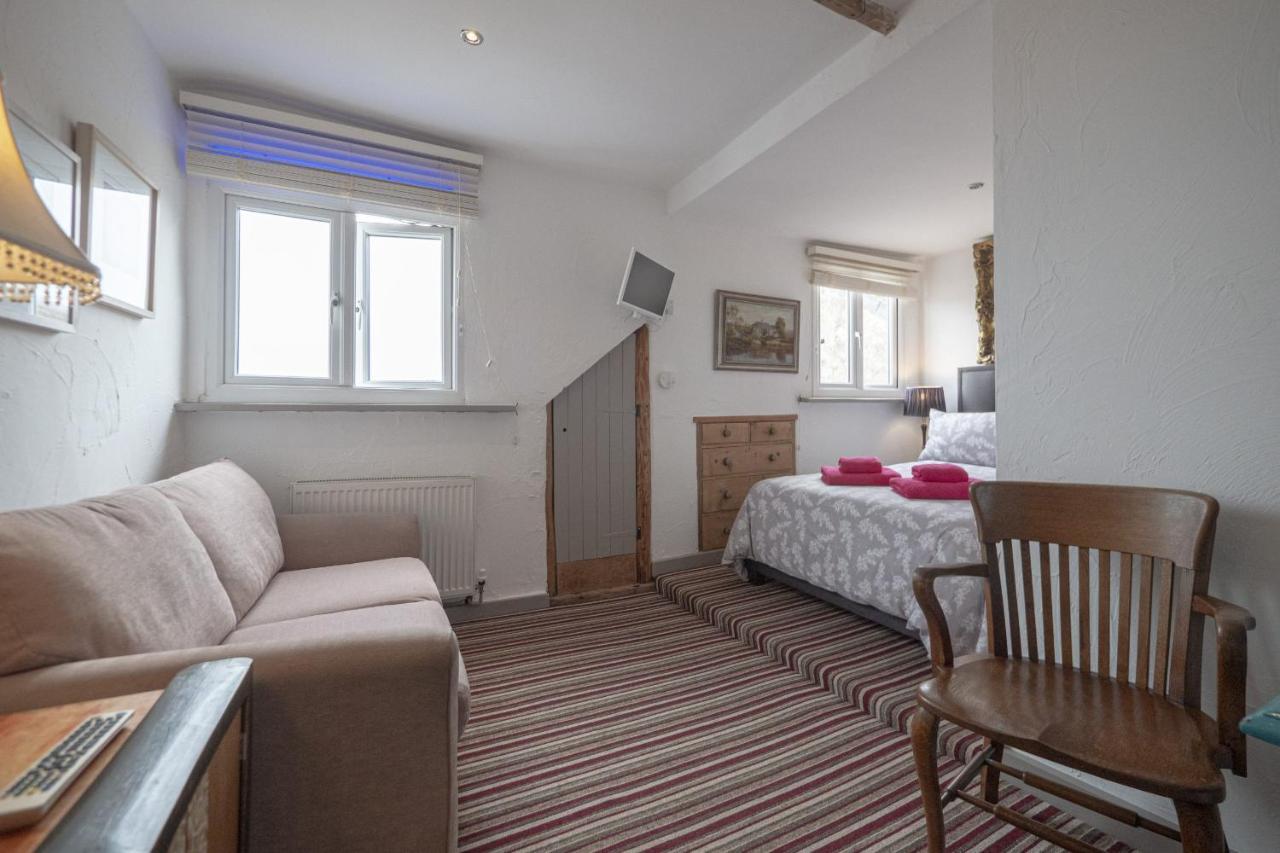 Guest house Cornerways *